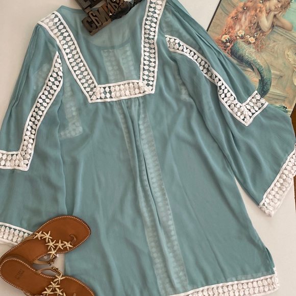 🏊♂️AMERICAN GLAMOUR by BADGLEY MISCHKA Sheer Swim Cover Up - Picture 7 of 8